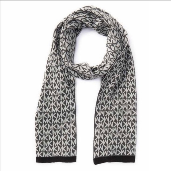 NWT Michael Kors Logo Muffler, Hat, & Gloves Set - Picture 4 of 6